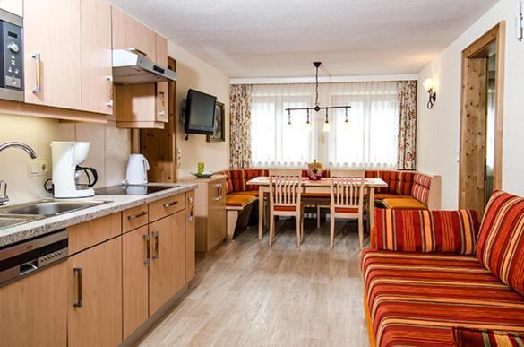 Apartament Hof Am Arlberg - Familie Walter St. Anton am Arlberg Zewnętrze zdjęcie
